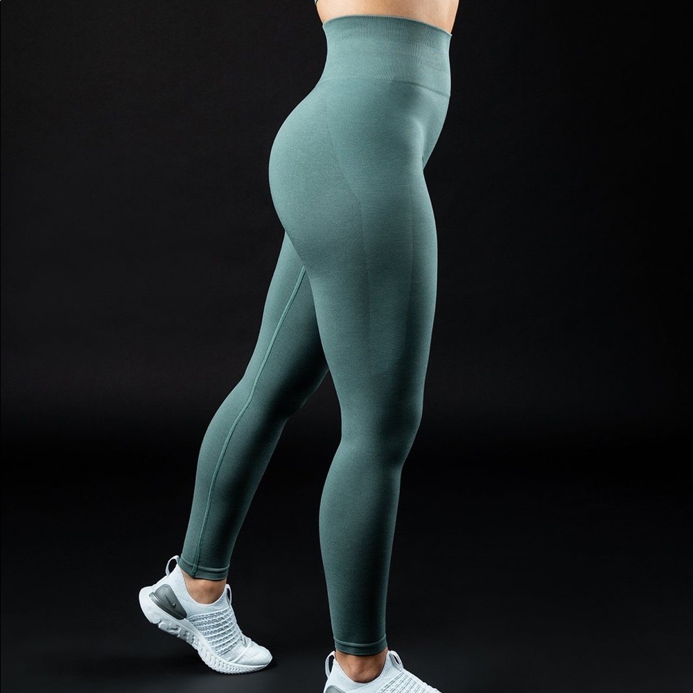 Amplify Legging - Nomadic Blue -